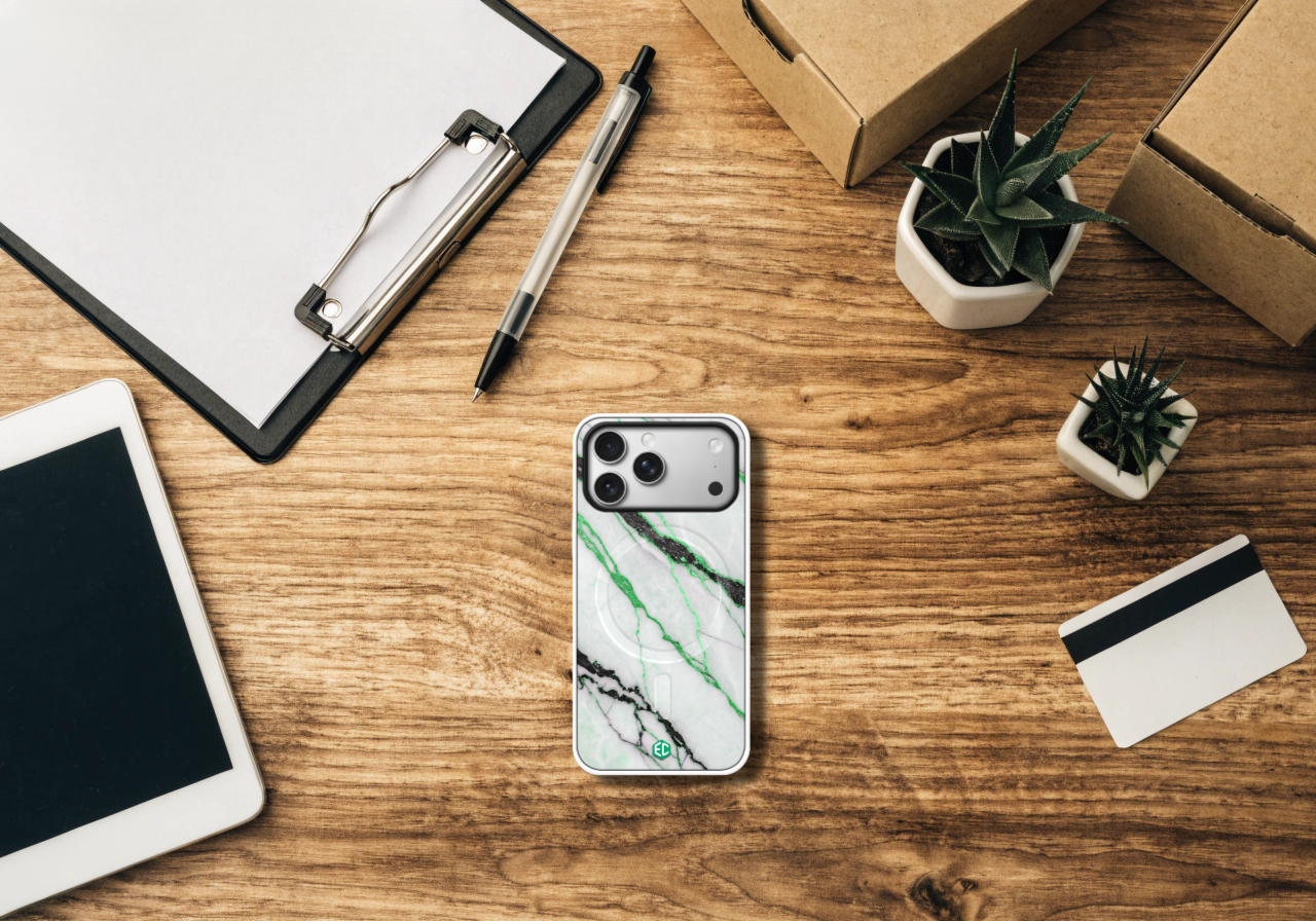 Cracked Marble – Ivy Glow